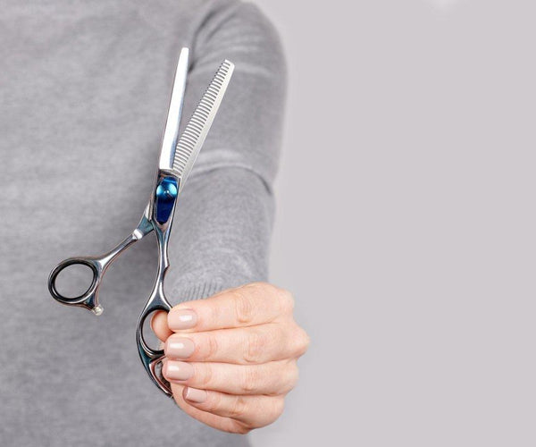 Which Way Up Do You Use Thinning Scissors?