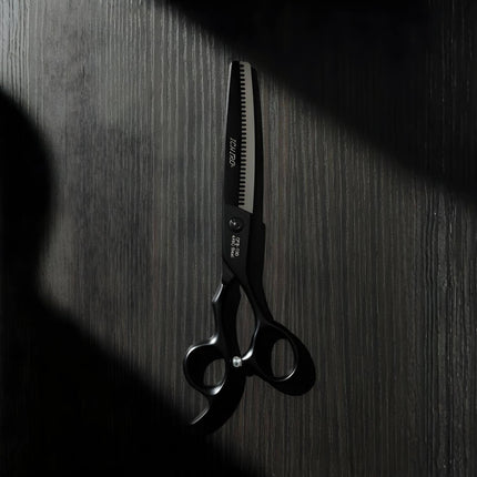 Ichiro Matte Black Thinning Scissors (SKU: ICH-MTB-T60)